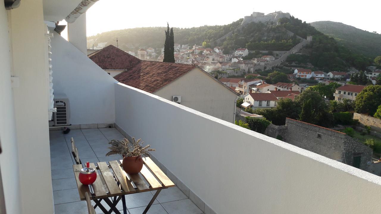Central, Spacious, Great View Χβαρ Εξωτερικό φωτογραφία